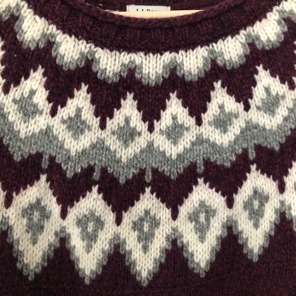 LL Bean's Classic Ragg Wool Sweater, Crewneck Fair Isle - Picture 3 of 6